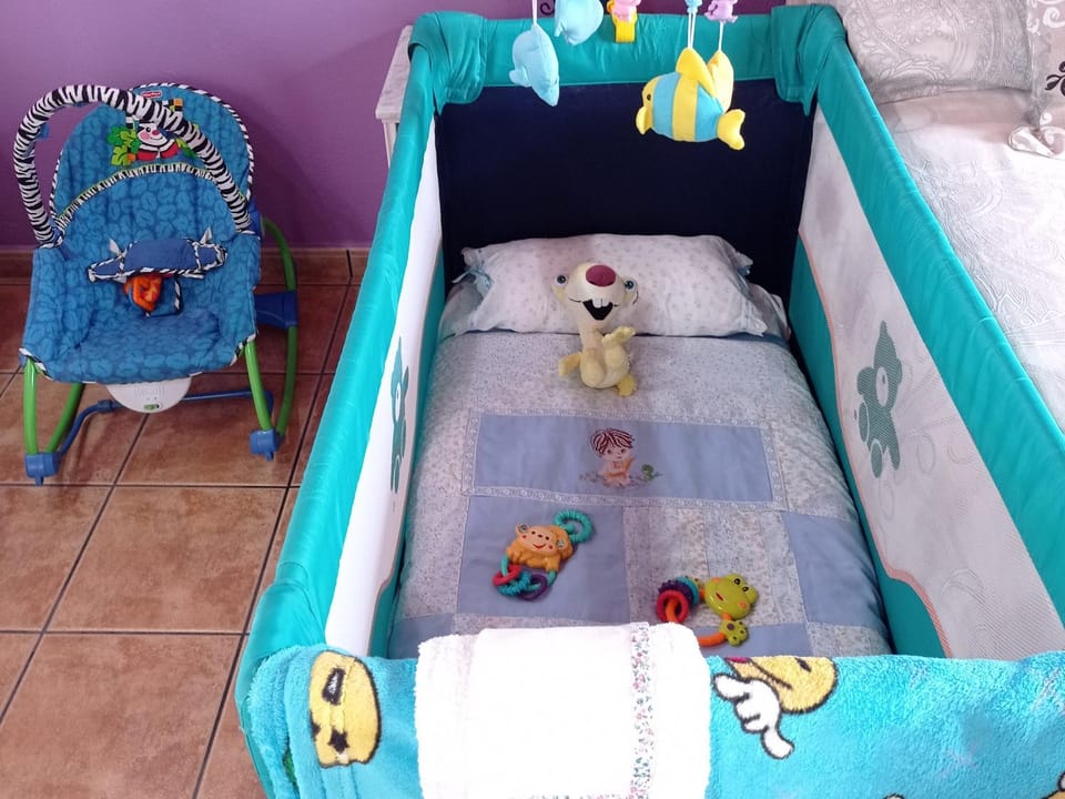 children, cot