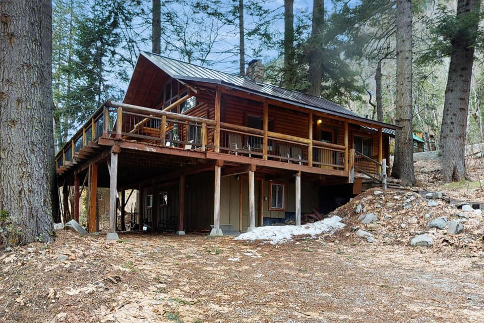 Leavenworth Cozy Cabin Cabin in Lake Wenatchee