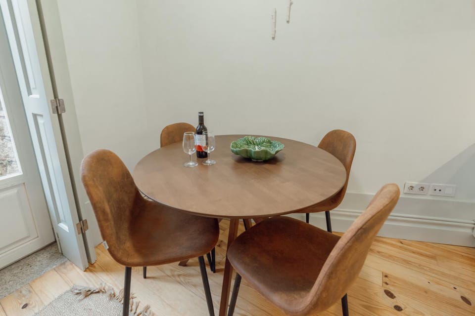 Cozy Flat with Terrace by Hosty Apartment in Porto