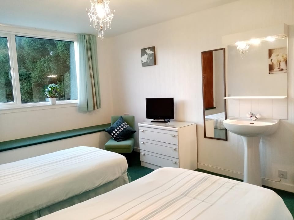 The Laurels Guest House Bed and Breakfast in Scotland