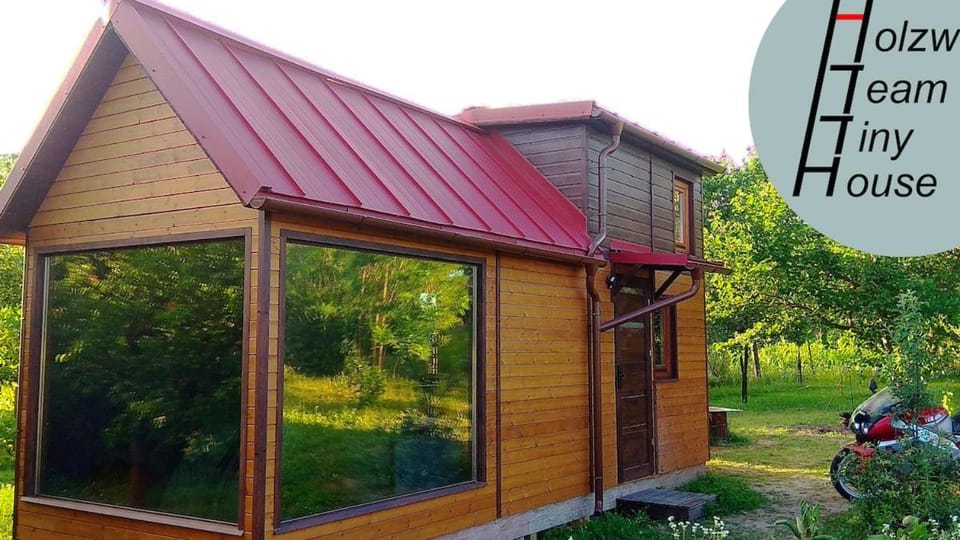 An original Tiny House WiFi, AC, Bikes, HO compatible Apartment in Hungary
