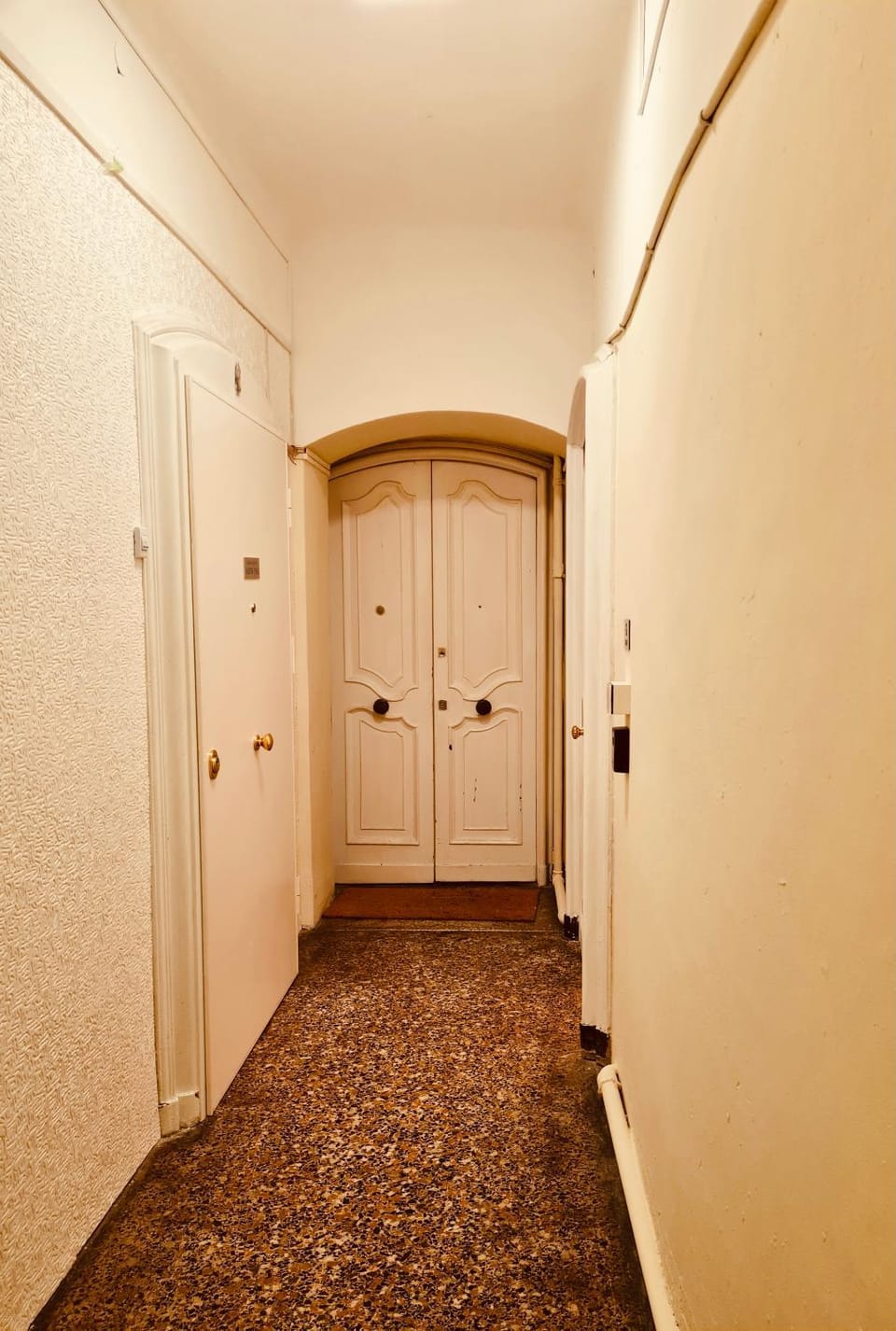 Property building, Inner courtyard view