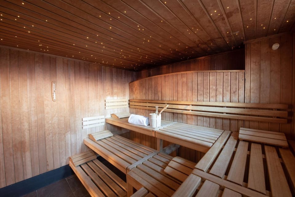 Sauna, Spa and wellness centre/facilities