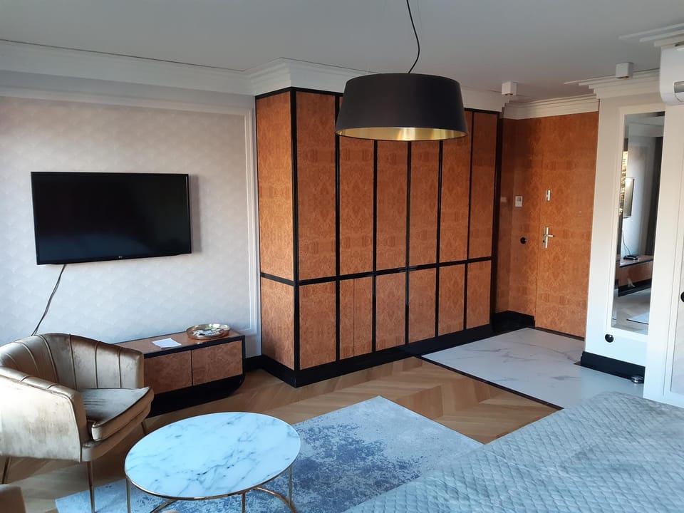 KR47 Kossak Residence Apartment in Krakow