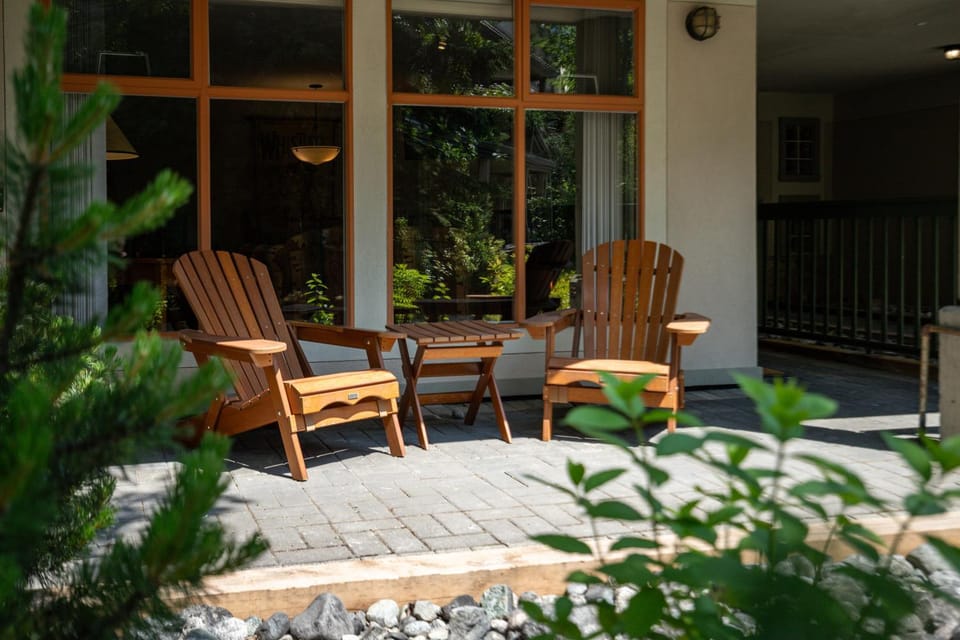Patio, Day, Garden