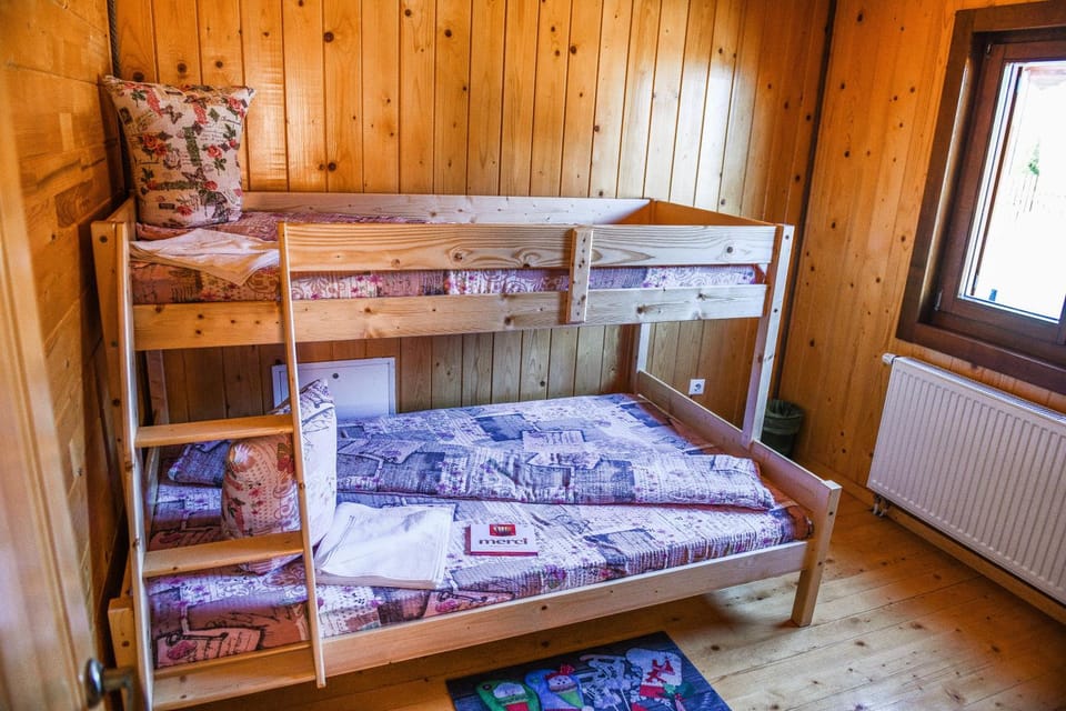 Cabana Panoramic VIP Baile Figa House in Cluj County