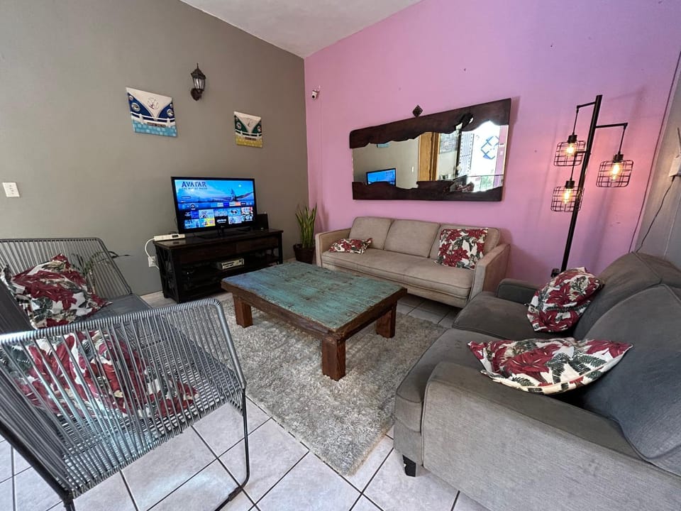 Communal lounge/ TV room