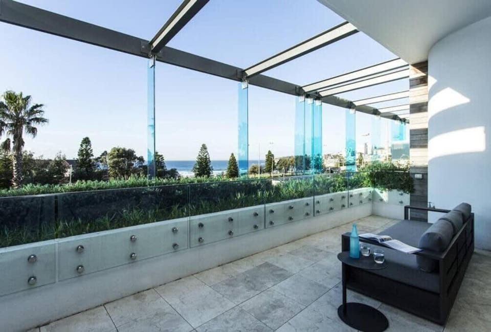 Luxury Bondi Beachside Apartment - Pacific Apartment in Sydney