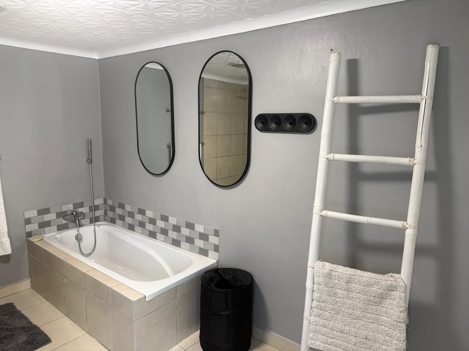 28 on Symonds Luxstudio 4 Apartment in Western Cape