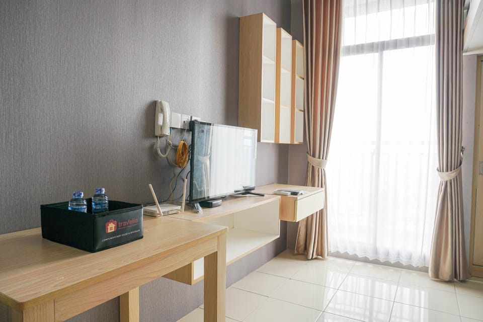 Comfy and Minimalist Studio Dave Apartment near Universitas Indonesia By Travelio Apartment in West Java
