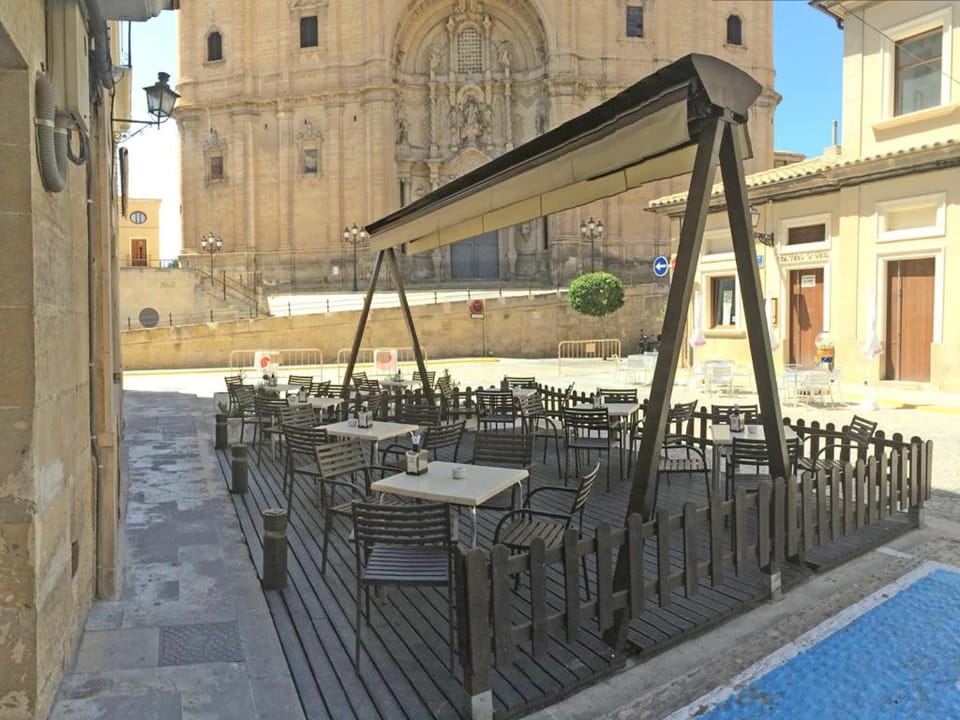HOTEL GUADALOPE Hotel in Aragon