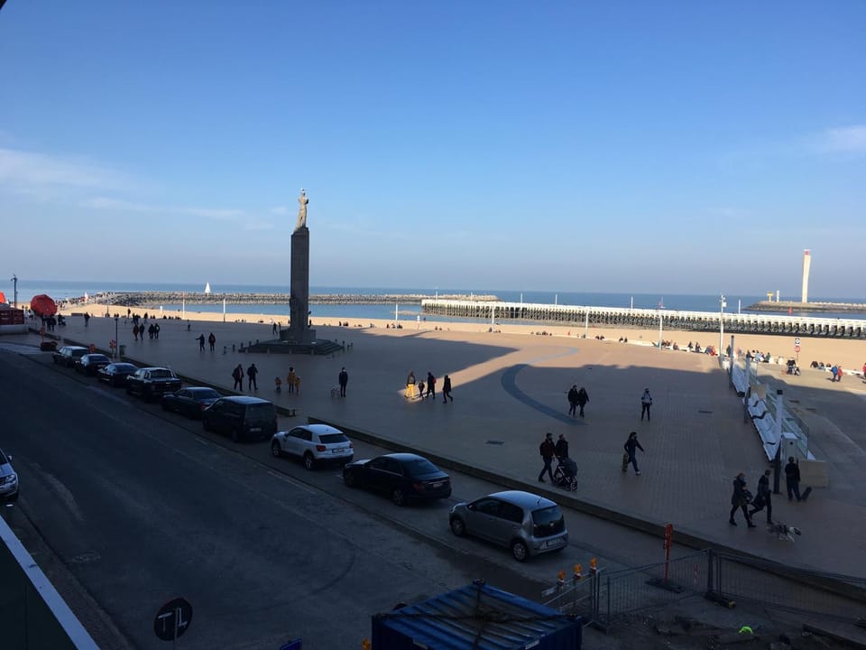 prachtige studio met havenzicht Apartment in Ostend