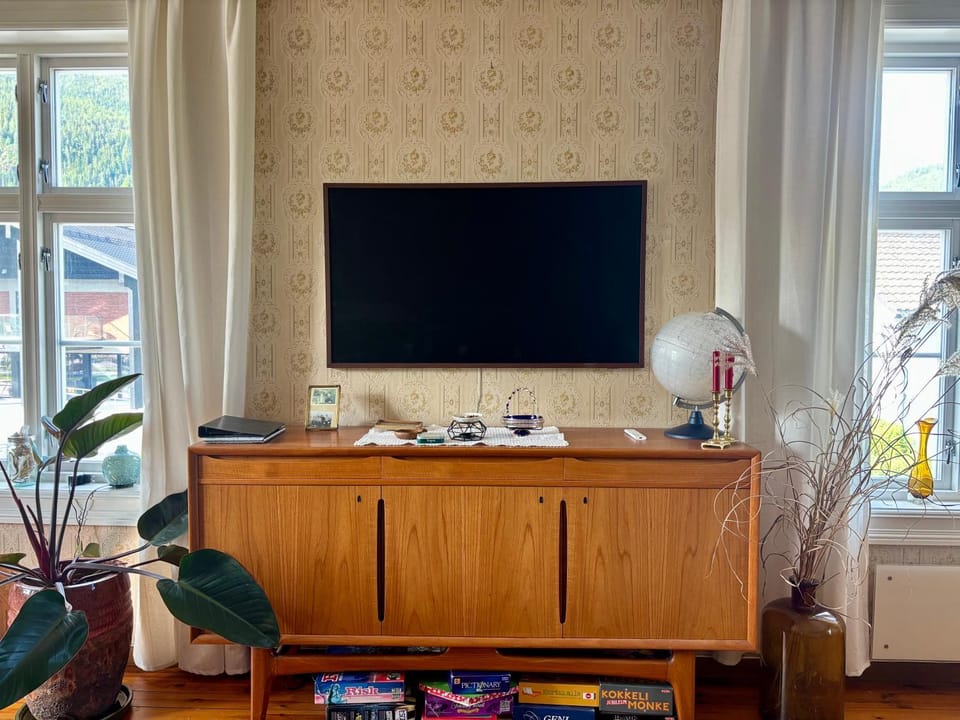 TV and multimedia, Living room