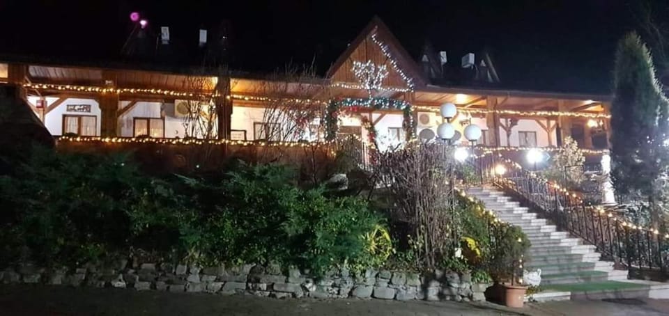 Casa Boiereasca Bed and Breakfast in Moldova