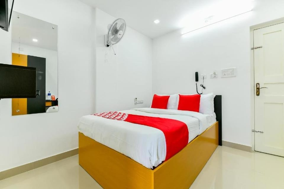 GREEN LINE RESIDENCY Campground/ 
RV Resort in Kochi