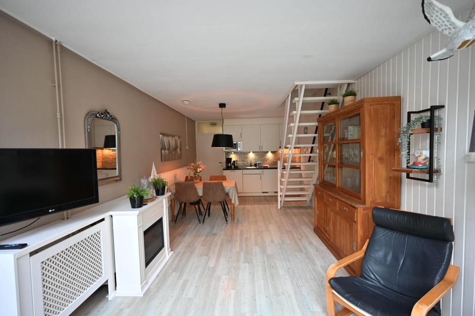 Woeste Hoeve 114 House in Zeeland, Netherlands
