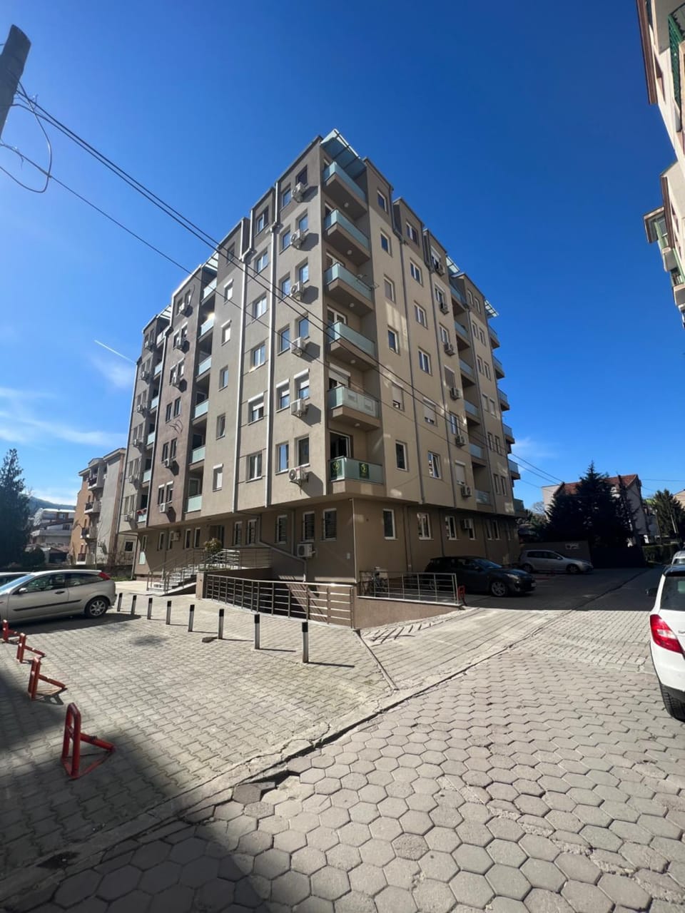 Property building, Location