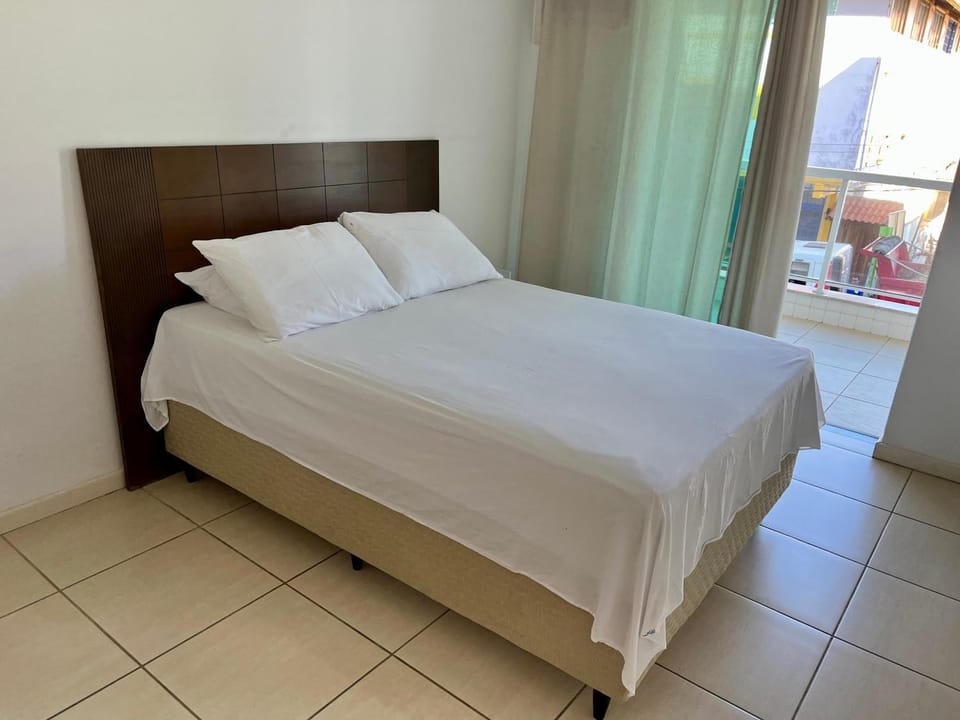 Bed, Bathroom, Photo of the whole room, Bedroom