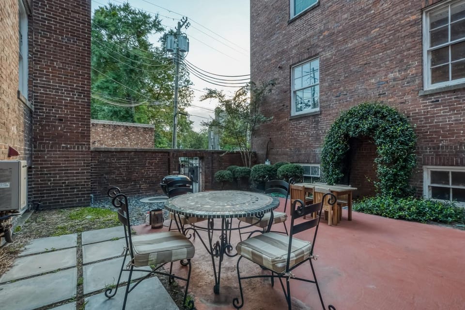 The Goose Getaway Apartment in Savannah