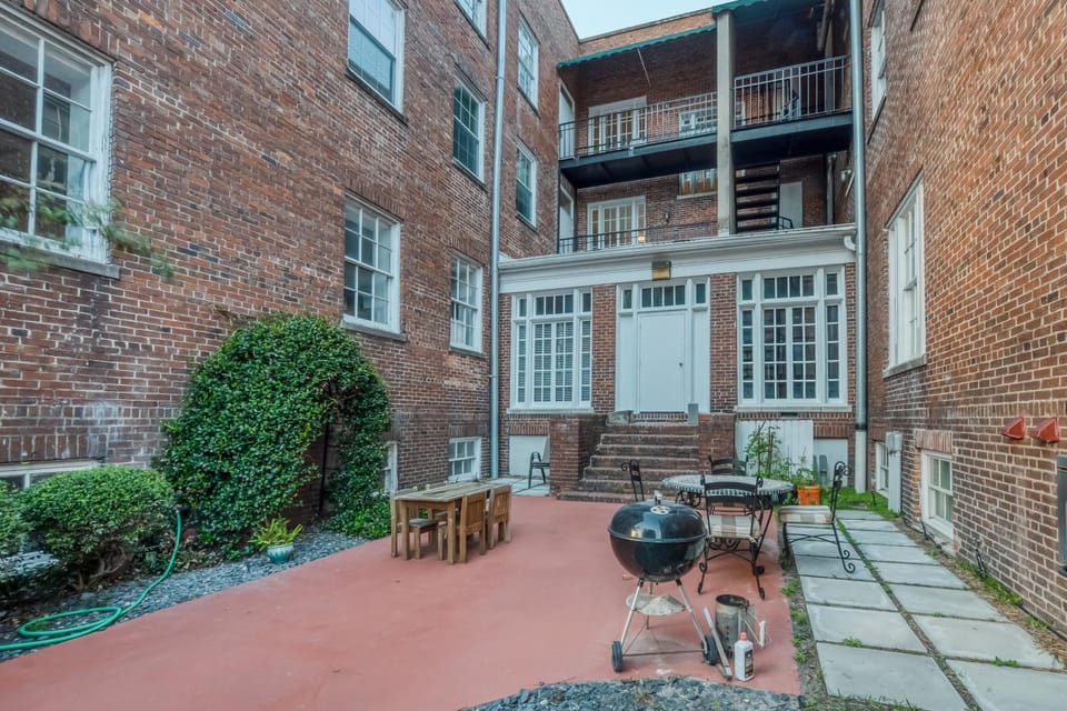 The Goose Getaway Apartment in Savannah