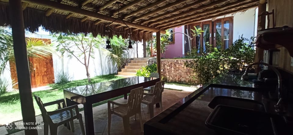 Dining area, kitchen