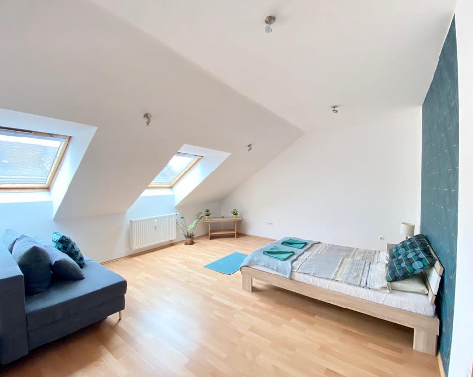 ORANGEHOMES large studio apartment Erkel street Apartment in Budapest