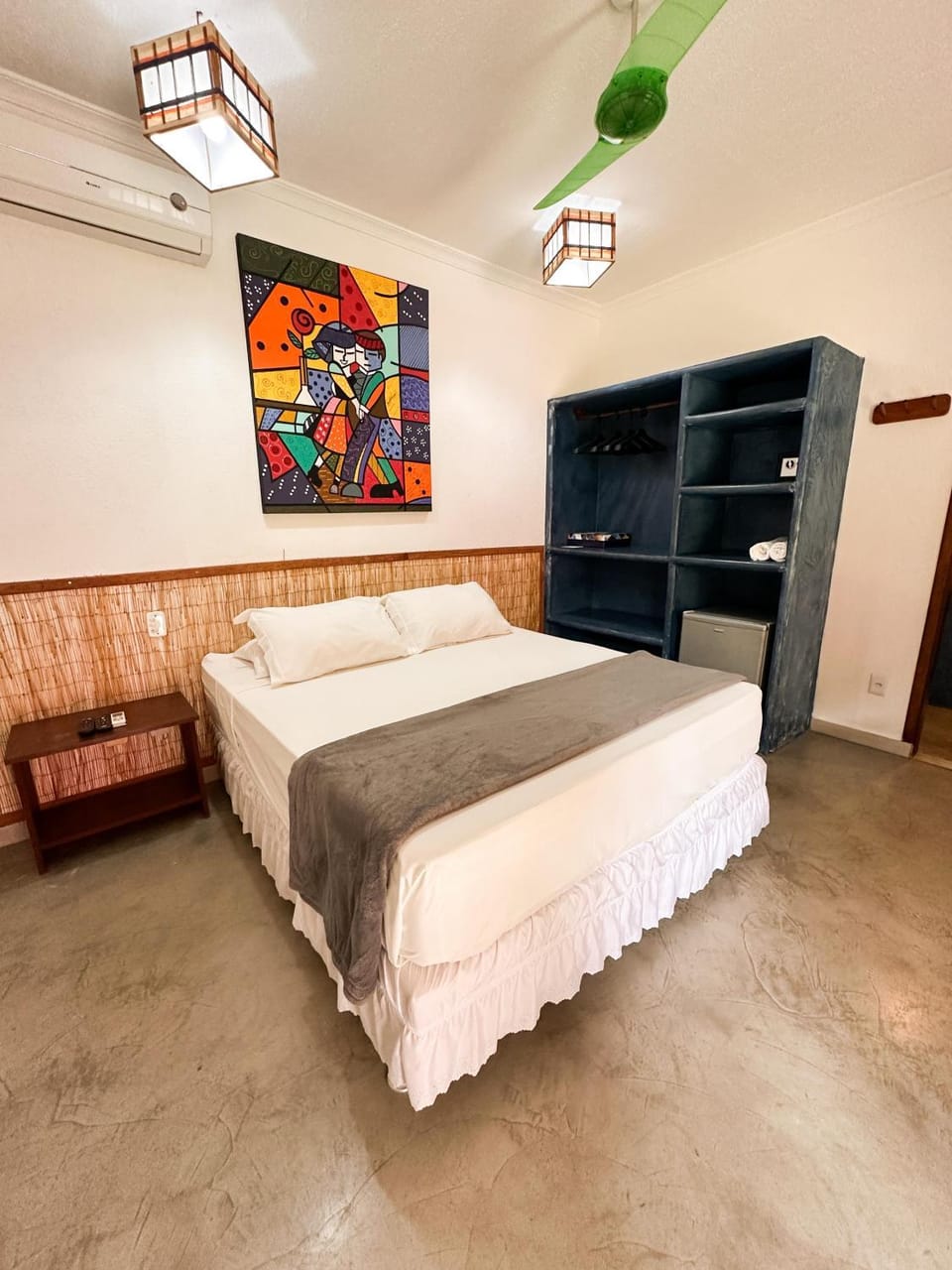 Bed, Photo of the whole room, Bedroom, wardrobe