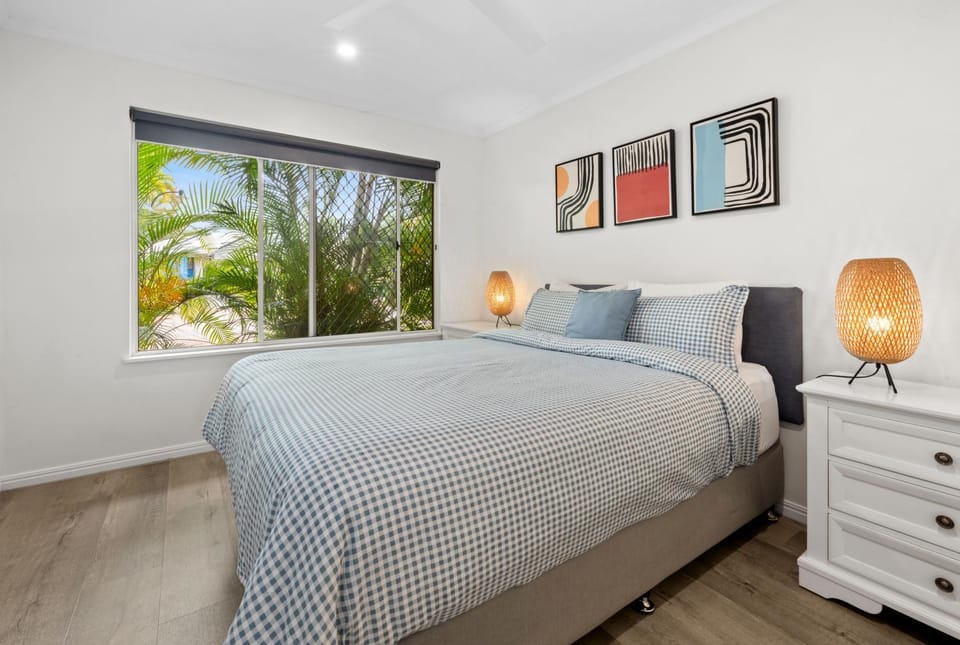 2 Bedroom Villa In Tropical Resort Apartment in Noosaville