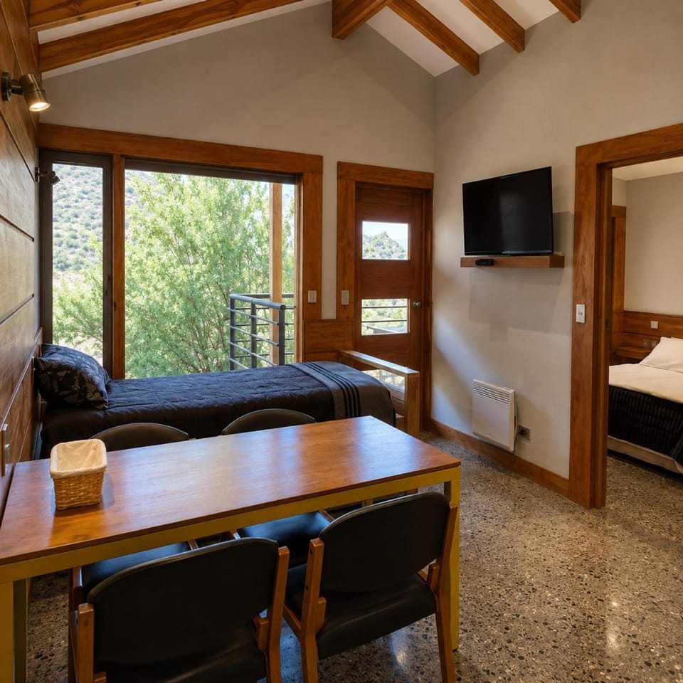 Refugio Cordillera Flora endógena Bosque Esclerófilo Chalet in San Jose de Maipo