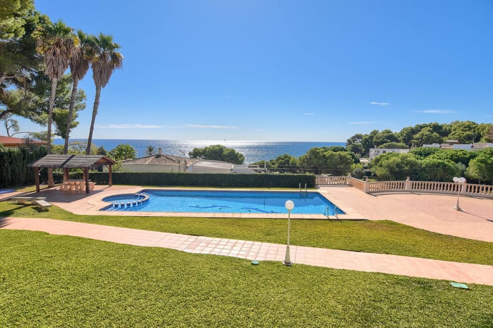 Sea view, Swimming pool