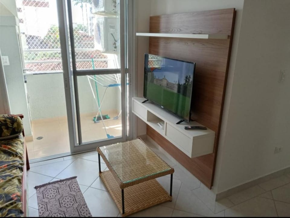 Communal lounge/ TV room, TV and multimedia, Balcony/Terrace, Living room, Seating area