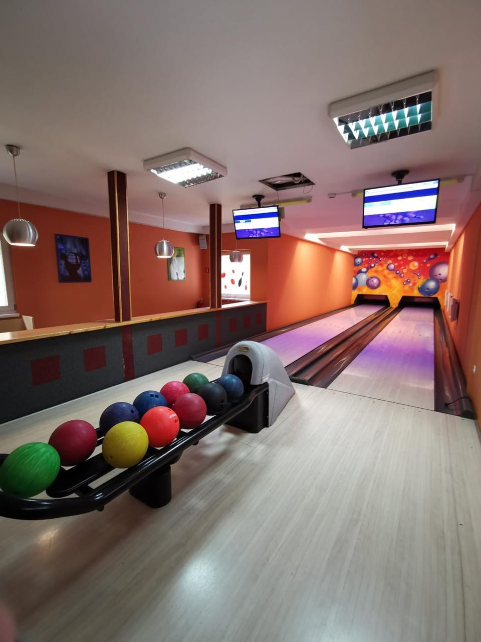Bowling