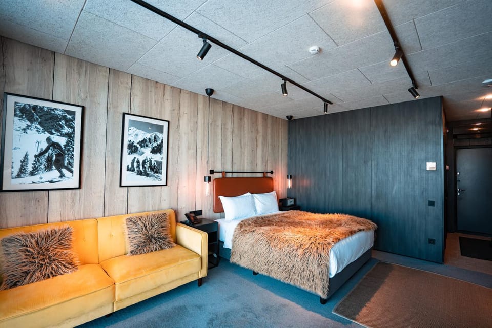 Bed, Photo of the whole room