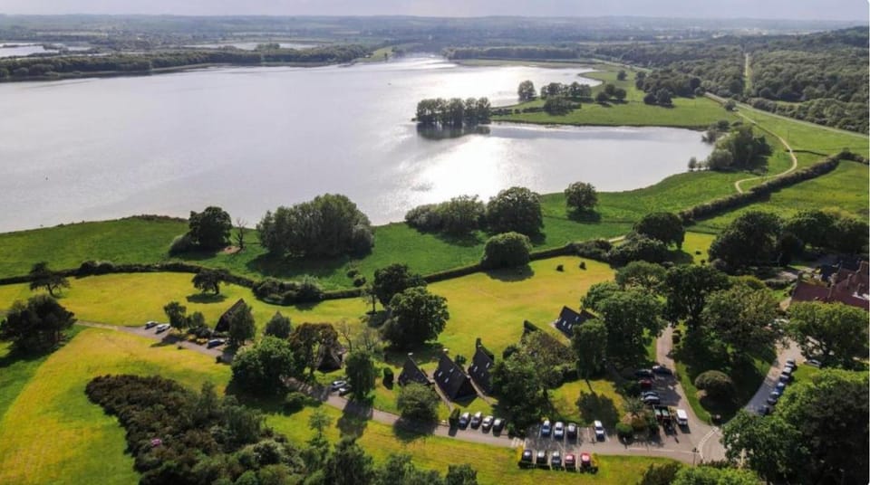 Rutland Hall Lakeside Lodge Xmas Week House in South Kesteven District