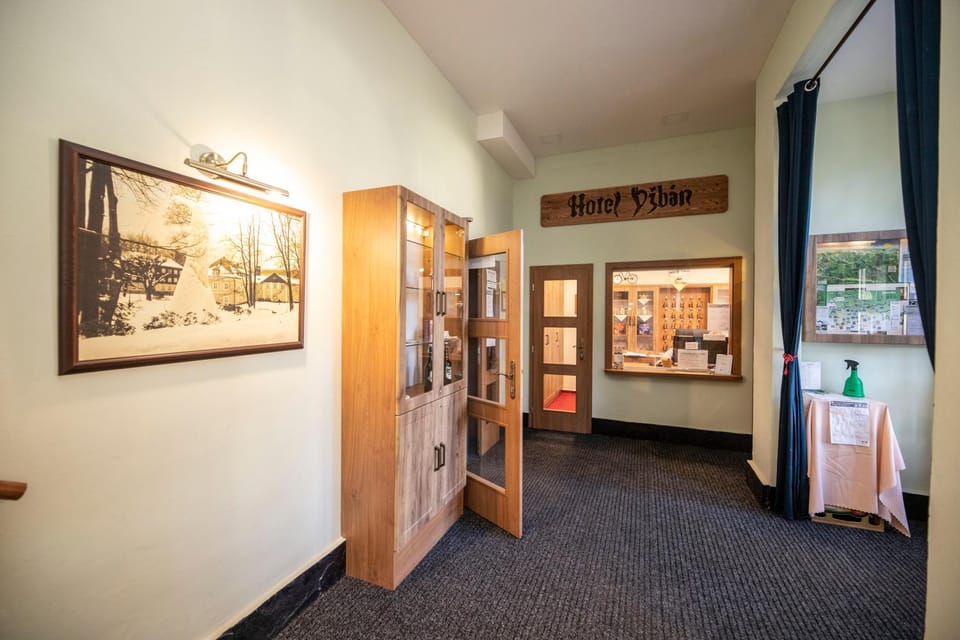Lobby or reception, Area and facilities