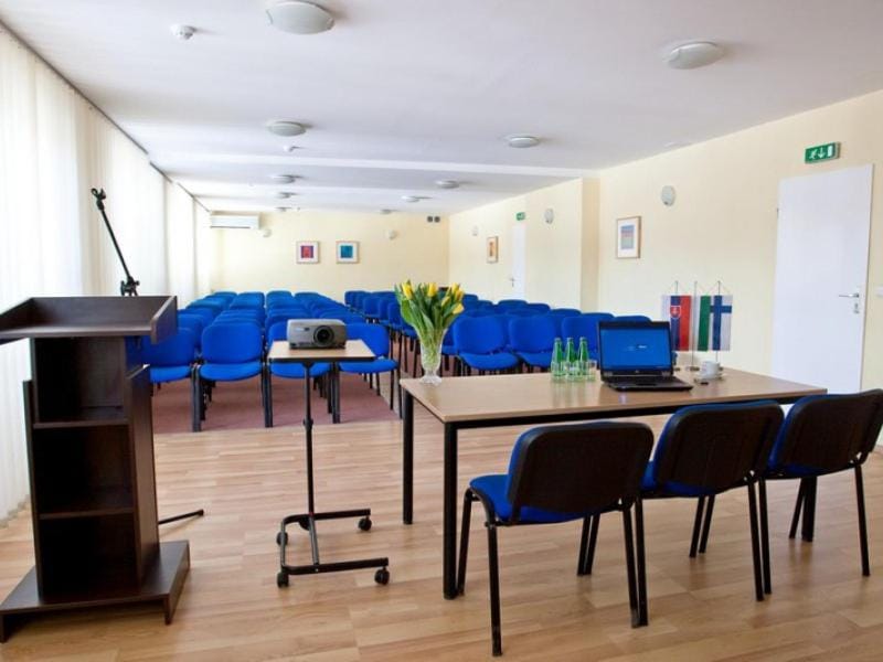 Meeting/conference room