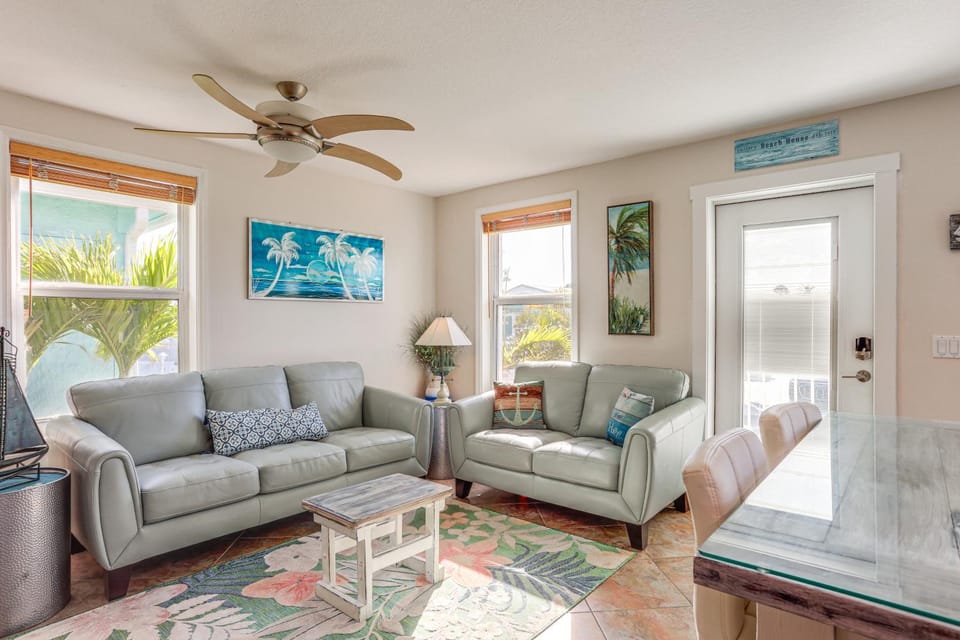 South Hutchinson Island Cottage w/ Beach Access! House in Hutchinson Island