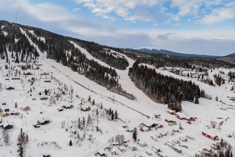 Hyttgårdens fjällstugor i Huså, Åre kommun House in Sweden