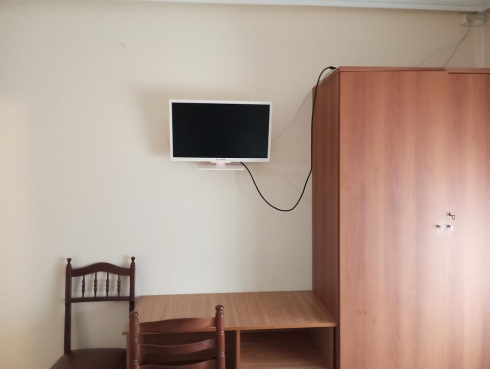 Hostal Isabel Bed and Breakfast in Aragon