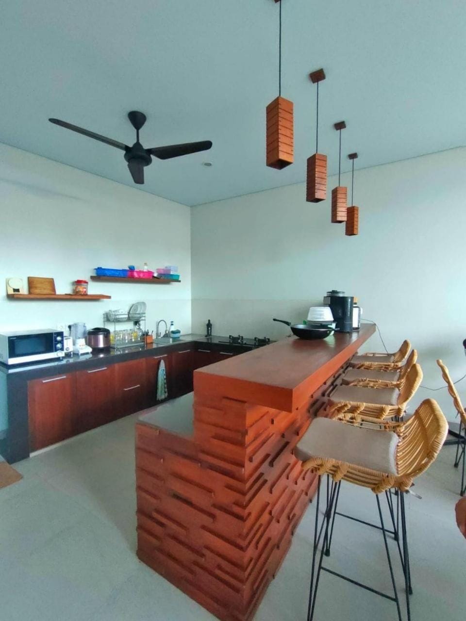 Puri Warung Villa & Guest House Bed and Breakfast in North Kuta