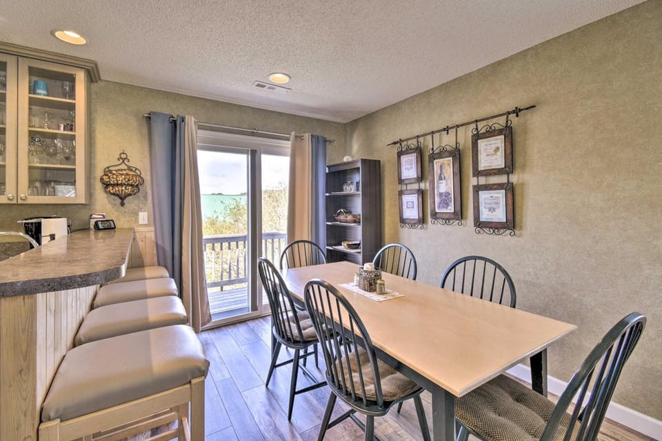 Home w/ Deck in Corolla Light: Walk to Beach! House in Corolla