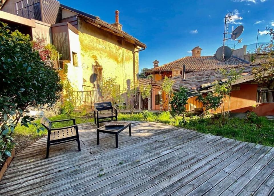 Garden, Balcony/Terrace