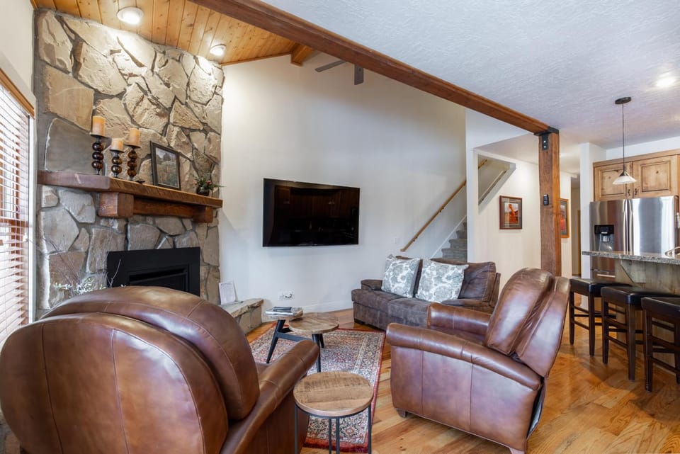 Canyon Crossing #21 House in Park City