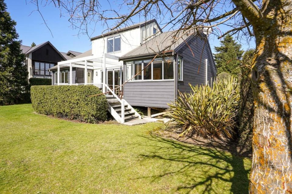 *** LAKE VILLA 457 *** Villa in Hanmer Springs