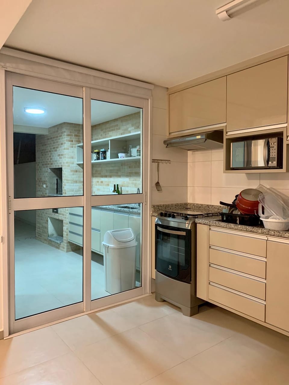 Patio, BBQ facilities, kitchen