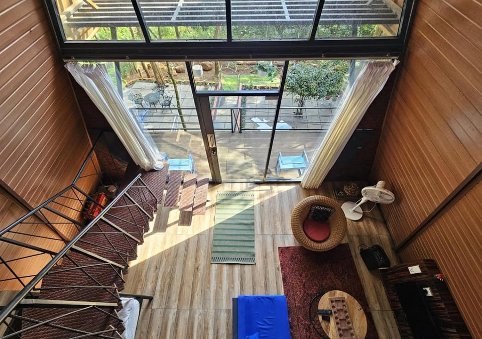 View (from property/room), Balcony/Terrace, Seating area
