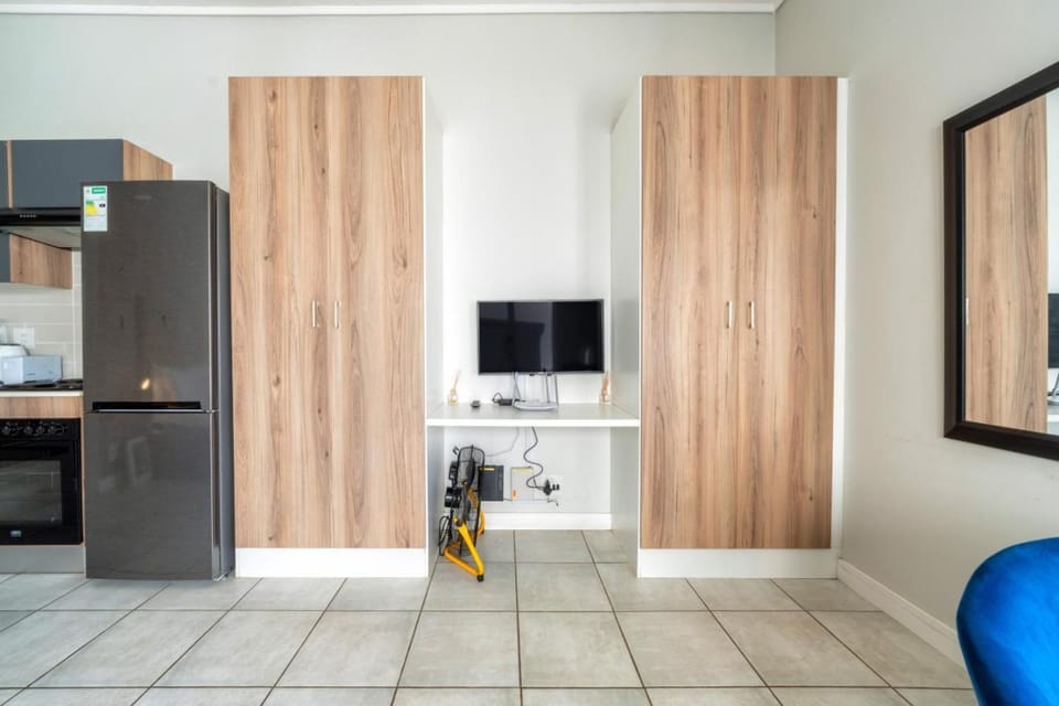 Alimama Spaces: The Manson's Green Creek Studio Apartment in Pretoria
