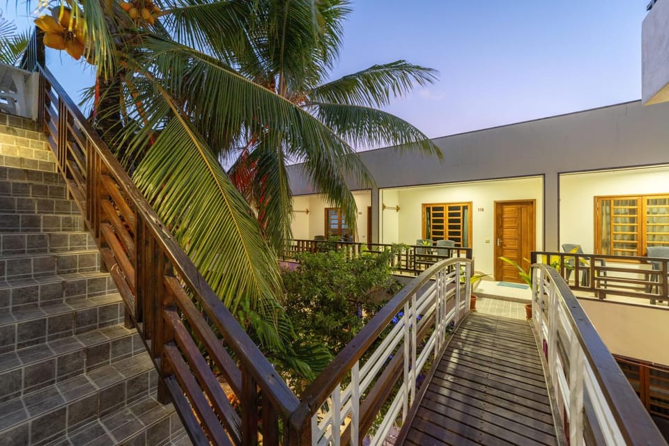 Property building, Balcony/Terrace