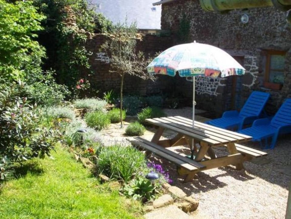 Patio, Garden, Seating area