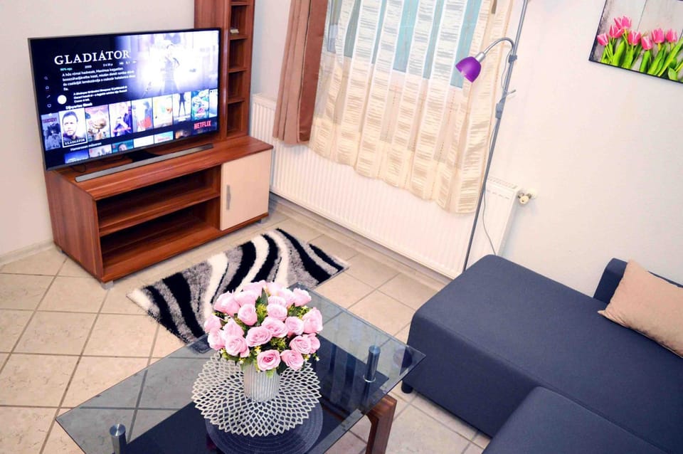 Lorabel Apartmanház Hévíz Apartment in Hévíz